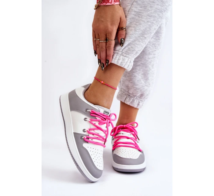 Dámské klasické tenisky model 21606517 - Boto Dámské klasické tenisky model 21606517 - Boto