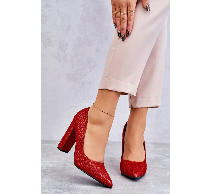 Lesklé lodičky Na Podpatku model 21607451 - Boto Lesklé lodičky Na Podpatku model 21607451 - Boto