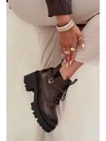 Dámské kotníkové boty se zdobeným páskem Zazoo – czekoládové Dámské kotníkové boty se zdobeným páskem Zazoo – czekoládové