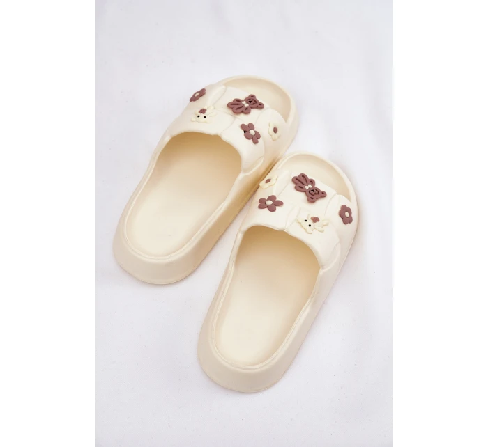 Pěnové Pantofle S Ecru model 21694131 - Boto Pěnové Pantofle S Ecru model 21694131 - Boto