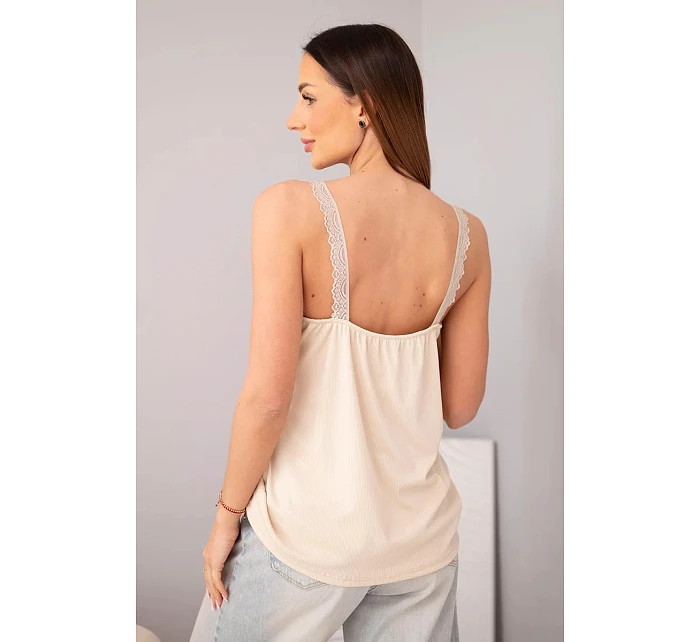 Dámská halenka na ramínkách s krajkovým model 22040150 béžová - K-Fashion Dámská halenka na ramínkách s krajkovým model 22040150 béžová - K-Fashion