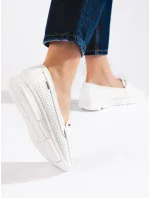 Komfortní bílé dámské  mokasíny bez podpatku