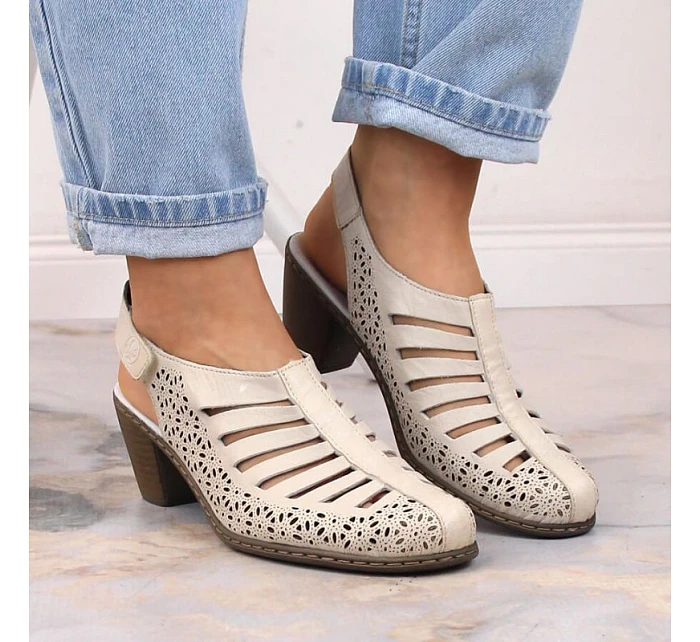 Kožené sandály na podpatku Rieker W RKR49B beige Kožené sandály na podpatku Rieker W RKR49B beige