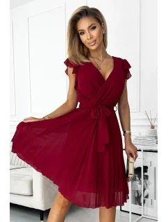 Dámské plisované šaty ve vínové bordó barvě s výstřihem a volánky model 17921506 - numoco