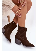 Semišové dámské boty kovbojky na podpatku zateplené čokoládové Dylira Semišové dámské boty kovbojky na podpatku zateplené čokoládové Dylira