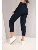 Dámské kalhoty bavlněné s páskem a ohrnutým nohavicemi model 21890018 - K-Fashion Dámské kalhoty bavlněné s páskem a ohrnutým nohavicemi model 21890018 - K-Fashion