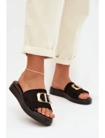 Dámské pantofle se zlatým detailem Černé model 22027948 - Boto