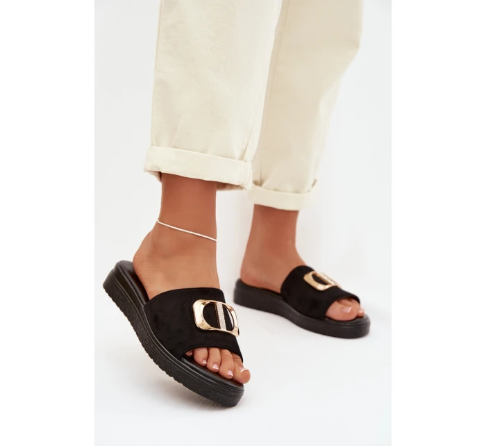 Dámské pantofle se zlatým detailem Černé model 22027948 - Boto