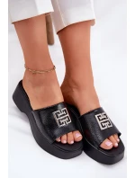 Kožené Dámské Pantofle S Ozdobou Černé model 21695126 - VINCEZA