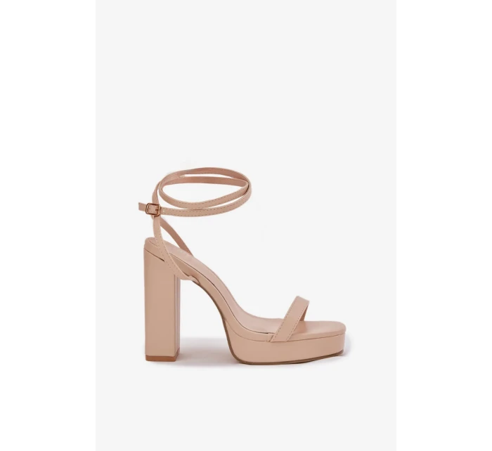 Sandály na podpatku model 212820 Step in style Sandály na podpatku model 212820 Step in style