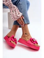 Dámské žabky s mašlí a ozdobným medvídkem model 21648631 - Boto