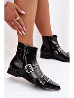 Lakované dámské kotníkové boty na plochém podpatku s pásky a přezkami Černé model 22039906 - Boto