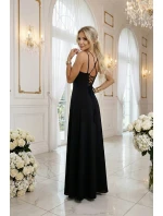 589-5 Maxi šaty bez ramínek s korzetovým zavazováním na zádech a rozparkem - černé