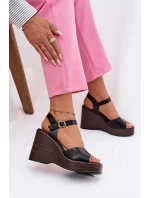 Dámské sandály na platformě Eko kůže Černé model 21937502 - Boto Dámské sandály na platformě Eko kůže Černé model 21937502 - Boto