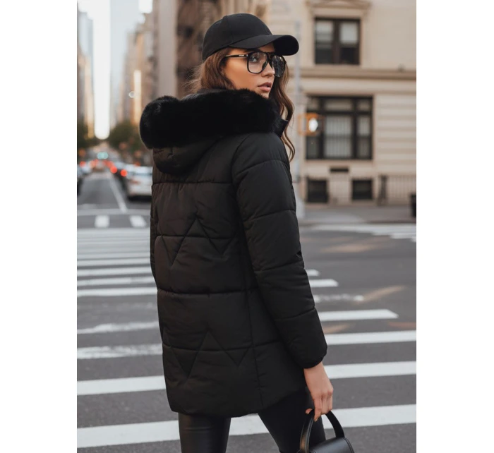 Dámská zimní prošívaná bunda s kapucí černá model 21993718 - Dstreet