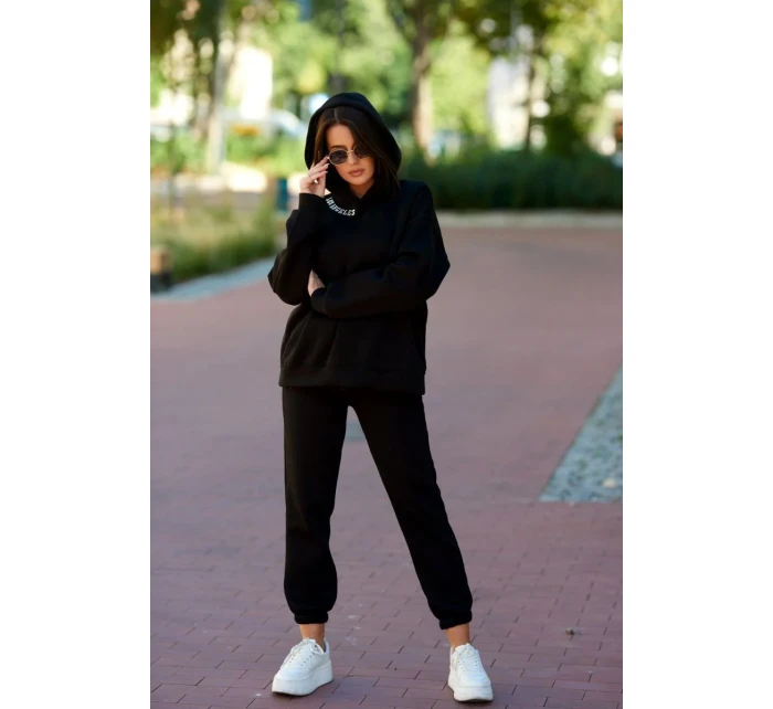 Izolovaná souprava s výšivkou Los Angeles černý Izolovaná souprava s výšivkou Los Angeles černý