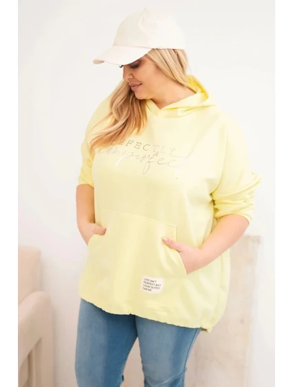 Dámská mikina Plus Size s kapucí a potiskem žlutá Dámská mikina Plus Size s kapucí a potiskem žlutá