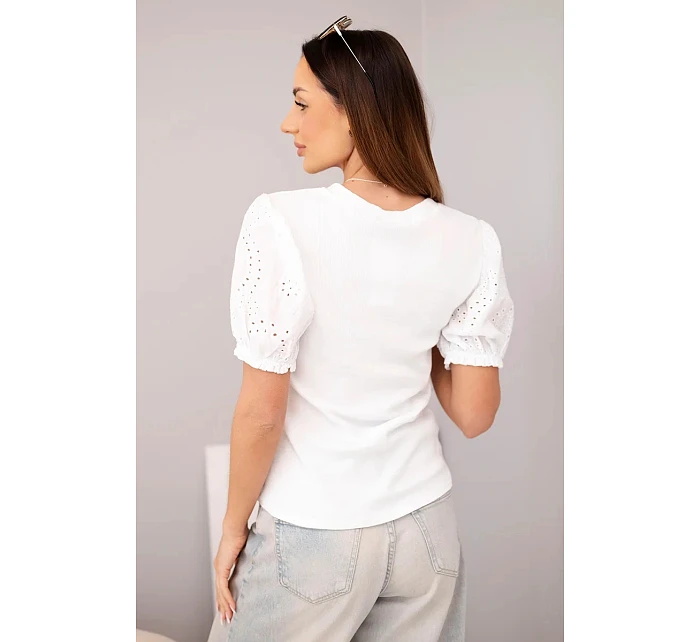 Dámská bavlněná žebrovaná halenka s model 22045169 rukávem a knoflíky bílá - K-Fashion