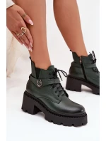 Kožené dámské boty na klínku s ozdobným páskem zateplené Zazoo 60557 tmavě zelené