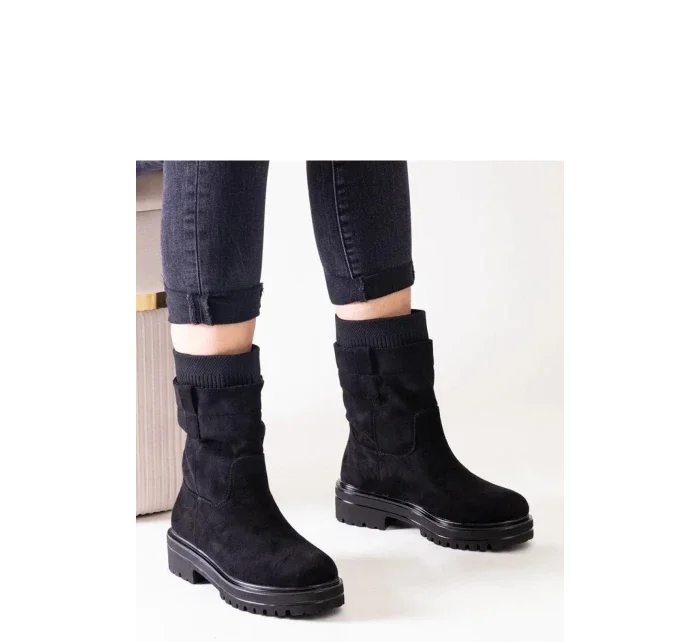 Boty model 205038 Solea Boty model 205038 Solea