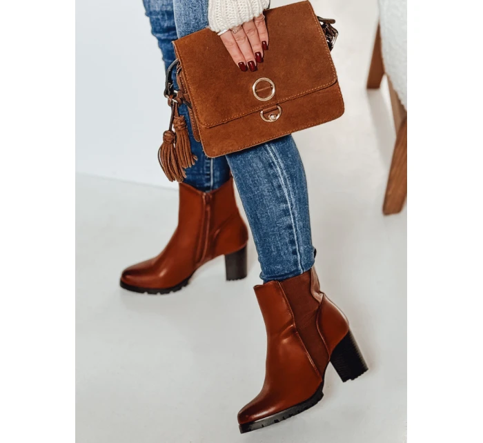 Dámské kozačky na podpatku velbloudí barvy Dstreet model 21981298 - FashionStreet