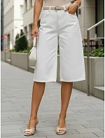 Bermudy damskie jeansowe z paskiem z wysokim stanem białe model 22161307 - FashionStreet Bermudy damskie jeansowe z paskiem z wysokim stanem białe model 22161307 - FashionStreet