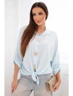 Dámská košile s model 22018648 ozdobnými knoflíky a límečkem modrá - K-Fashion Dámská košile s model 22018648 ozdobnými knoflíky a límečkem modrá - K-Fashion