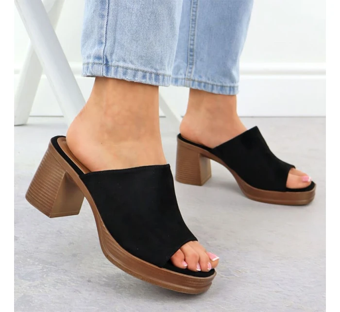 Dámské semišové žabky na jehlách černé model 22015553 - Potocki Dámské semišové žabky na jehlách černé model 22015553 - Potocki