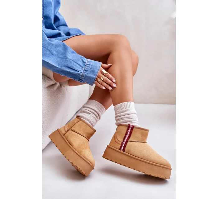 Dámské zimní boty na platformě s izolací Camel model 21673380 - Boto Dámské zimní boty na platformě s izolací Camel model 21673380 - Boto