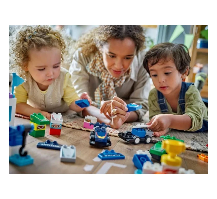 LEGO DUPLO TOWN 10445 Auta a jezdci F1 LEGO DUPLO TOWN 10445 Auta a jezdci F1