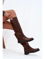 Dámské kozačky na ploché podrážce s ozdobným detailem hnědé Arvessa Dámské kozačky na ploché podrážce s ozdobným detailem hnědé Arvessa