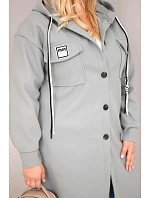 Dámský plášť Plus Size s kapucí zapínaný na knoflíky šedý Dámský plášť Plus Size s kapucí zapínaný na knoflíky šedý