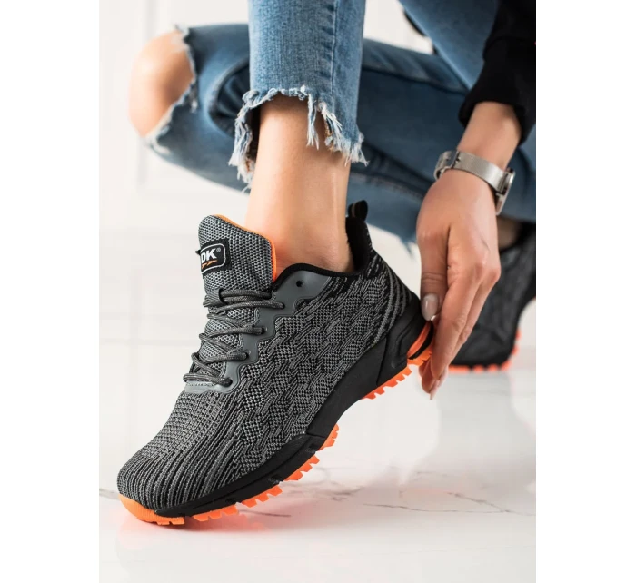 Pěkné tenisky černé dámské bez podpatku Pěkné tenisky černé dámské bez podpatku