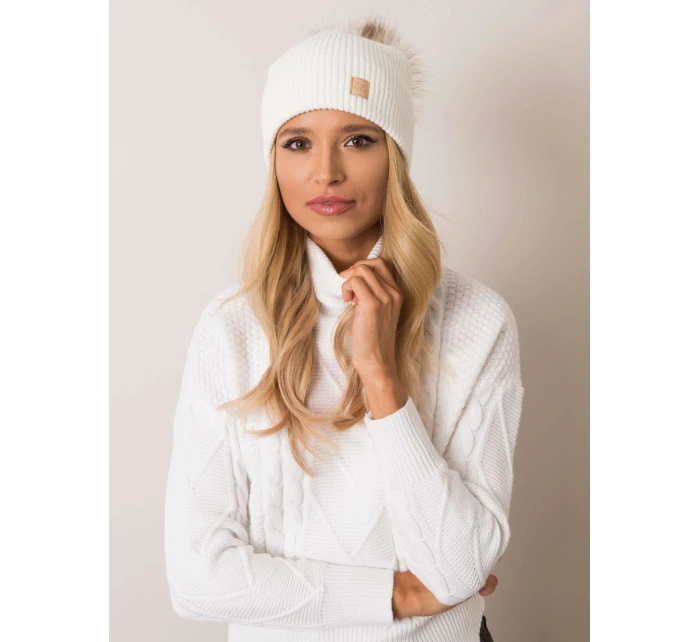 Čepice JK CZ 15.70 ecru