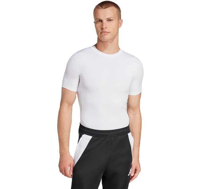 Koszulka męska Techfit Short Sleeve Tee biała model 21460514 pánské - ADIDAS Koszulka męska Techfit Short Sleeve Tee biała model 21460514 pánské - ADIDAS