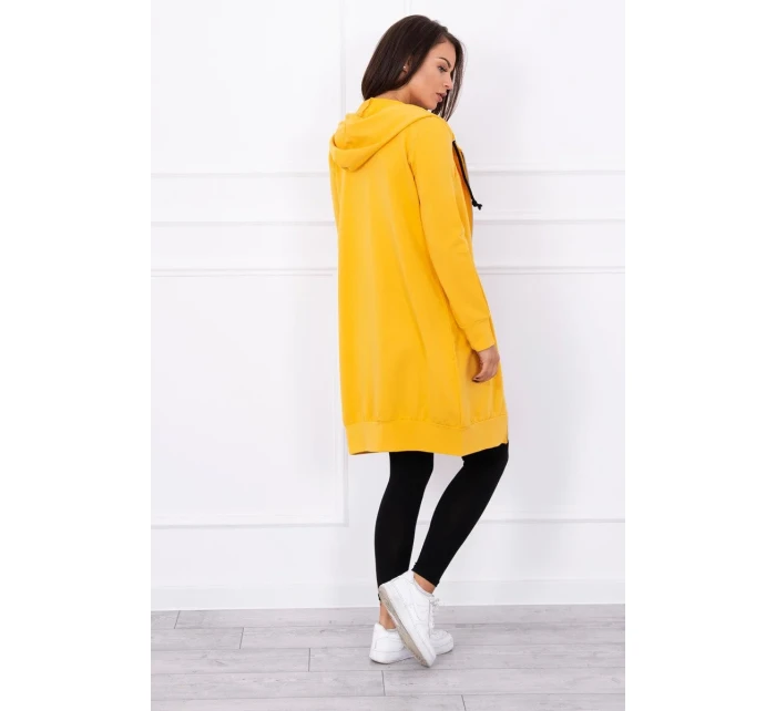 Mikina s kapucí v hořčicové barvě