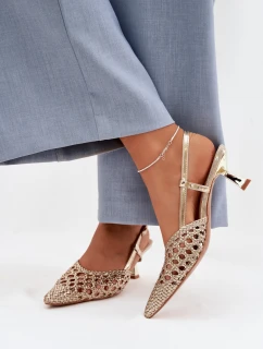 Pletené dámské sandály na podpatku zlaté model 22027857 - Boto
