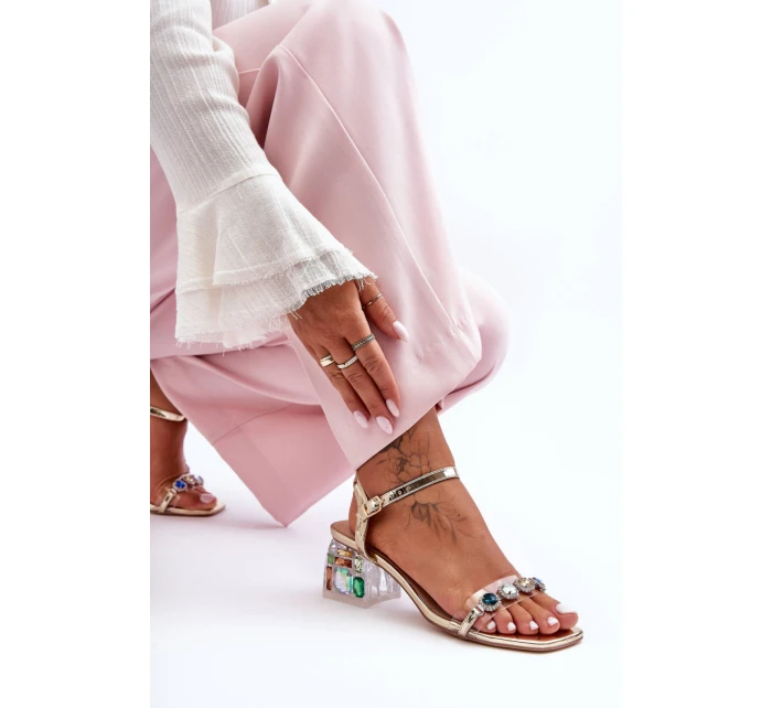 Sandály na podpatku  model 225139 Step in style