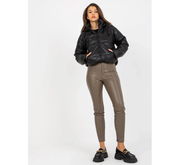 NM KR H 923 plášť.94 černá