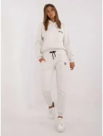 Sada EM KMPL 661B.14X světle béžová Sada EM KMPL 661B.14X světle béžová