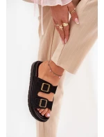 Dámské Pantofle S Přezkami Na Černé model 21688690 - Boto Dámské Pantofle S Přezkami Na Černé model 21688690 - Boto