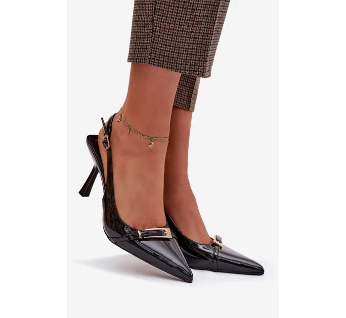 Lakované dámské sandály na podpatku se zlatou sponou Černé Bellivra