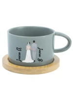 Personalizovaný keramický hrníček Makronka s novomanželským párem 