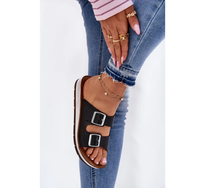 Dámské Sandały S Přezkami model 21697994 Černé - Inblu Dámské Sandały S Přezkami model 21697994 Černé - Inblu