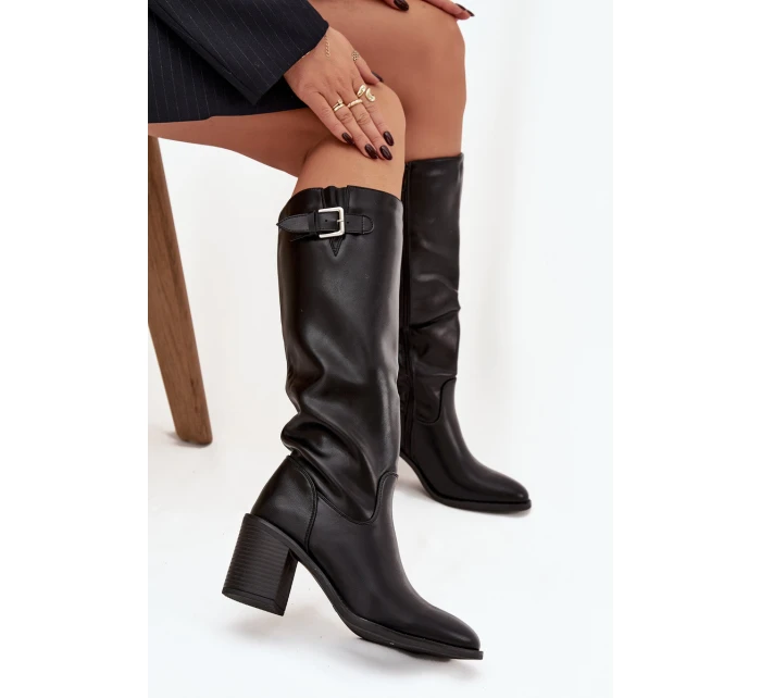 Dámské kozačky na podpatku s přezkou černé model 21744576 - Boto