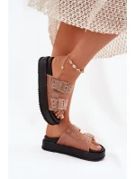 Dámské Pantofle Se Zlatými Přezkami Na Platformě Béžové model 21699298 - Boto Dámské Pantofle Se Zlatými Přezkami Na Platformě Béžové model 21699298 - Boto