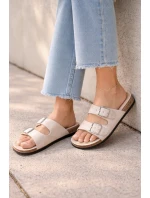 Dámské pantofle světle béžové model 21919566 - Boto