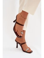 Dámské lodičky na s ozdobným detailem Čokoládové model 21943388 - Boto