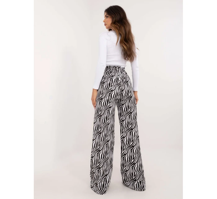 Sada EM KMPL model 20541053 bílá černá - FPrice Sada EM KMPL model 20541053 bílá černá - FPrice