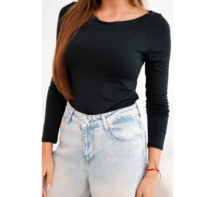 Dámská blůza z viskózy s širokým výstřihem a dlouhým rukávem černá